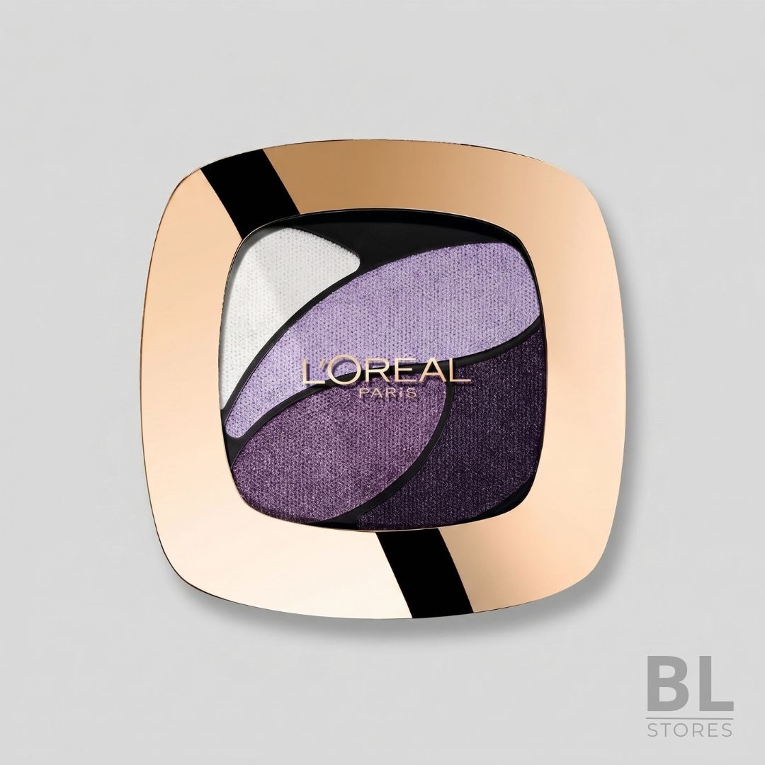 Descubre la elegancia y versatilidad con el cuarteto de sombras L'Oréal Paris Color Riche Eyeshadow Quad en el tono E3 Infiniment Fuchsia. Esta paleta compacta es tu aliada perfecta para lograr miradas impactantes y sofisticadas, desde un look natural de día hasta un smoky eye dramático para la noche. Con una armonía de cuatro tonos pigmentados que transicionan desde un blanco iluminador y un lavanda suave hasta profundos violetas y ciruelas, esta paleta ofrece un acabado impecable y duradero. Sus texturas sedosas, que combinan acabados mates y satinados, se difuminan con facilidad, permitiéndote crear transiciones suaves y definir tu mirada con precisión profesional. Ideal para realzar cualquier color de ojos, especialmente los marrones y verdes, proporcionando profundidad y un toque vibrante. Aprovecha esta oportunidad y consigue tu L'Oréal Paris Color Riche Eyeshadow Quad E3 Infiniment Fuchsia a un precio más conveniente que en grandes multitiendas. No pagues de más por tu maquillaje favorito y cómpralo hoy mismo en nuestra tienda online con envío a todo Chile. ¡Añádelo a tu carrito y define tu mirada ahora!